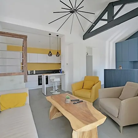 Apartment Inakaza - Clim, Moderne, Terrasse & Parking *