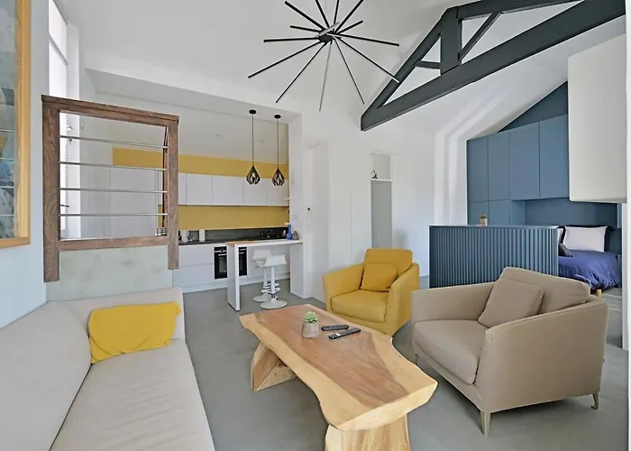 Διαμέρισμα Inakaza - Clim, Moderne, Terrasse & Parking *